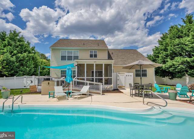 Property at 16 Dove Knoll Dr, Rehoboth Beach, DE 19971, 4 beds, 3.5 baths