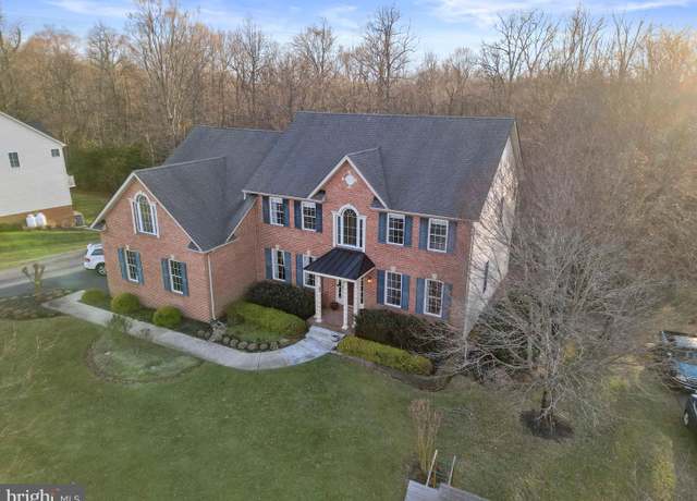 Property at 6030 Clairemont Dr, Owings, MD 20736, 5 beds, 4 baths