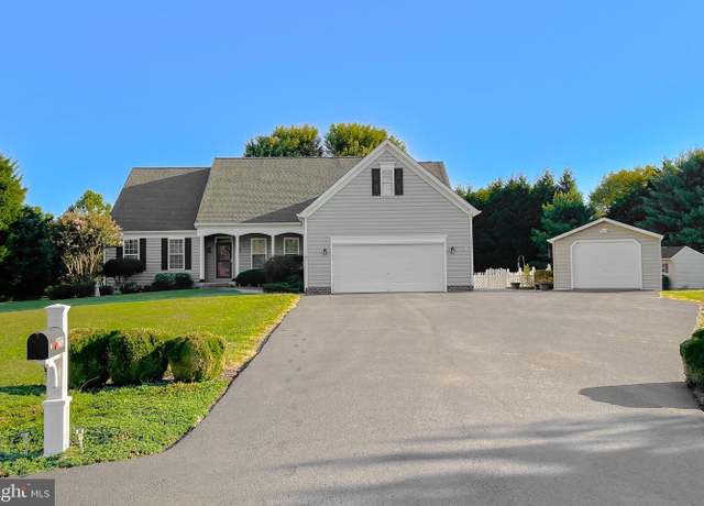 Property at 22272 Orchard Ct, Leonardtown, MD 20650, 4 beds, 3.5 baths