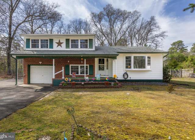 Property at 3025 Elwood Rd, Hammonton, NJ 08037, 3 beds, 1.5 baths