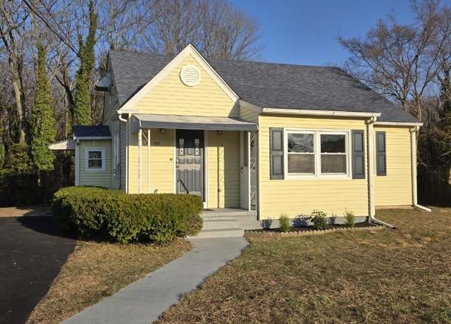 Property at 721 S Valley Ave, Vineland, NJ 08360, 3 beds, 1 bath