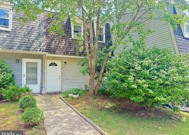 Property at 435 La Cascata, Clementon, NJ 08021, 2 beds, 1.5 baths