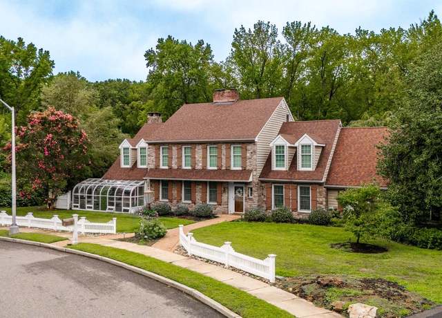 Property at 720 Maegus, West Deptford, NJ 08096, 4 beds, 3.5 baths