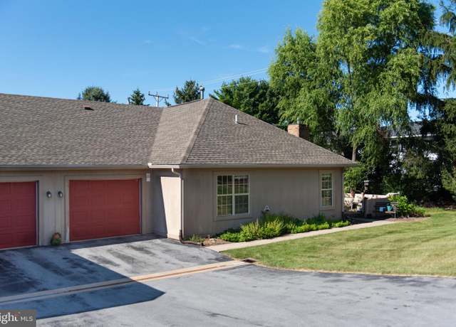 Property at 910 Hart Cir, State College, PA 16801, 2 beds, 1.5 baths