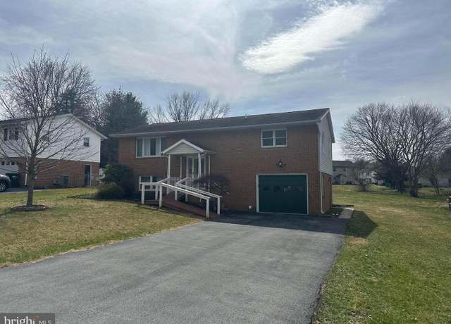 Property at 714 Ryan Ln, Greencastle, PA 17225, 3 beds, 1.5 baths