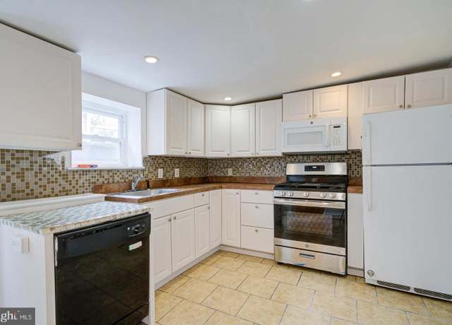 Property at 1223 N Palethorp St, Philadelphia, PA 19122, 3 beds, 1 bath