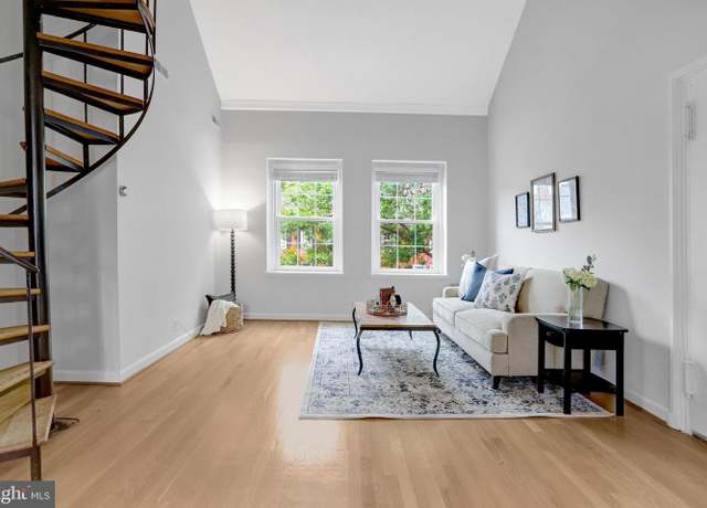 Property at 4822 29th St S Unit C2, Arlington, VA 22206, 2 beds, 1 bath