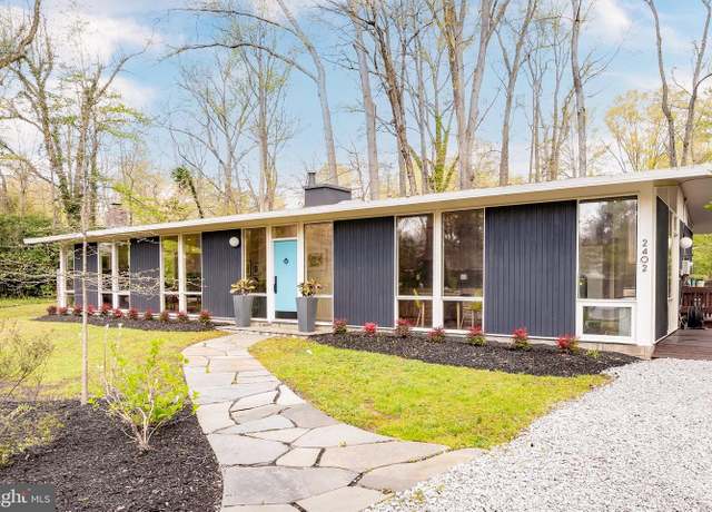 Property at 2402 Daphne Ln, Alexandria, VA 22306, 3 beds, 2 baths