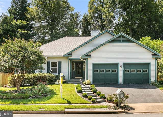 Property at 8307 Southstream Run, Springfield, VA 22153, 4 beds, 3.5 baths