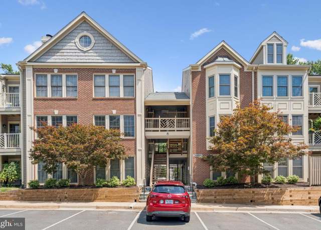 Property at 3801 Ridge Knoll Ct Unit 206A, Fairfax, VA 22033, 2 beds, 2.5 baths
