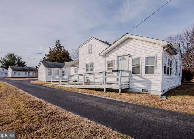 Property at 2298 S Dupont Blvd, Smyrna, DE 19977, 3 beds, 1 bath