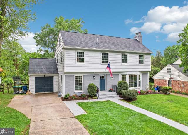 Property at 11710 Magruder Ln, Rockville, MD 20852, 4 beds, 4.5 baths