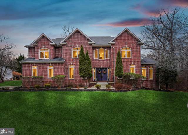 Property at 17410 Queen Anne Rd, Upper Marlboro, MD 20774, 5 beds, 5.5 baths
