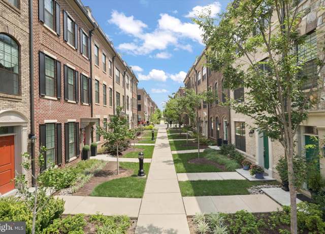 Property at 502 Windboard Way, Oxon Hill, MD 20745, 3 beds, 4.5 baths