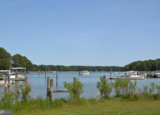 Property at 7649 Cooper Point Rd, Bozman, MD 21612