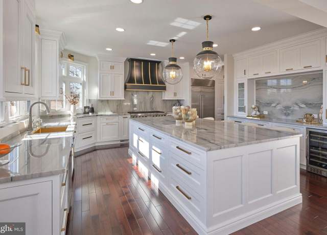 Property at 58 Woosamonsa Rd, Pennington, NJ 08534, 4 beds, 3.5 baths