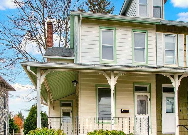 Property at 214 Hill Rd, Wernersville, PA 19565, 3 beds, 1 bath