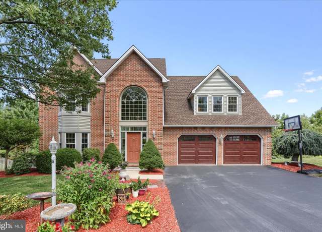 Property at 11 Charisma Dr, Camp Hill, PA 17011, 5 beds, 3.5 baths