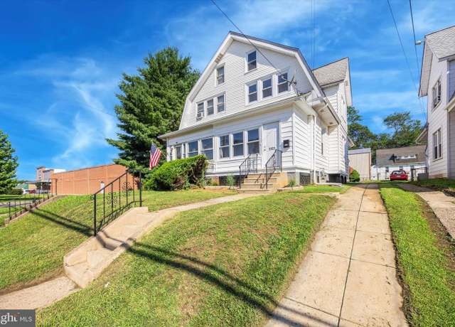 Property at 1121 Macdade Blvd, Darby, PA 19023, 3 beds, 1 bath