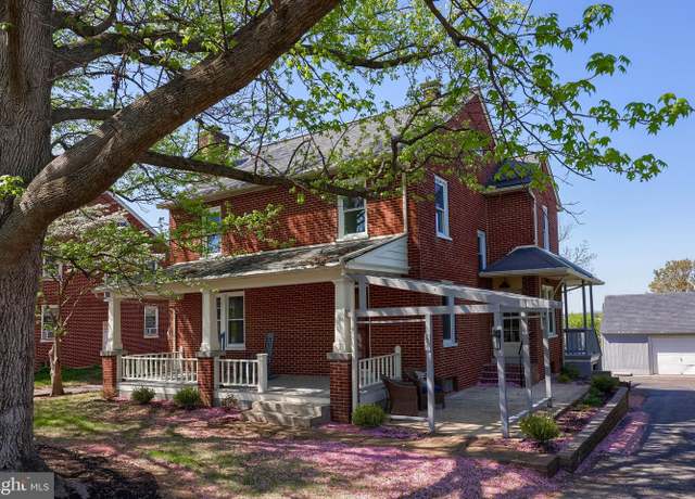 Property at 1995 Old Philadelphia Pike, Lancaster, PA 17602, 4 beds, 2.5 baths