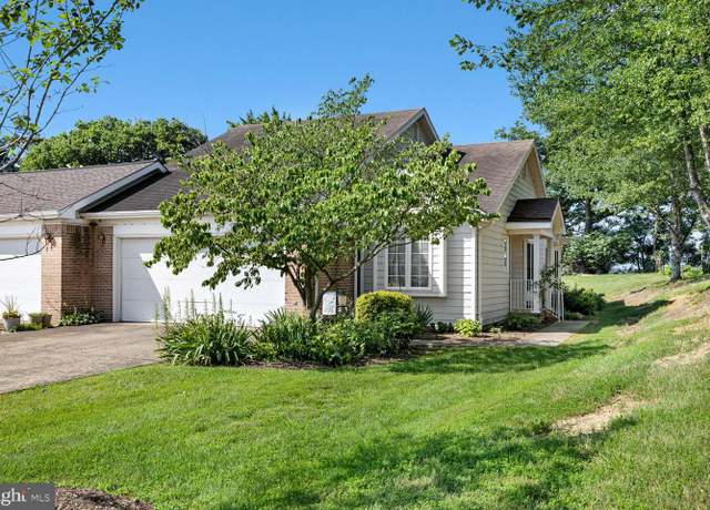 Property at 231 Southridge Ct, Woodstock, VA 22664, 2 beds, 2 baths