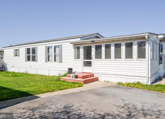 Property at 1006 11th Ave #768, Wilmington, DE 19808, 2 beds, 2 baths