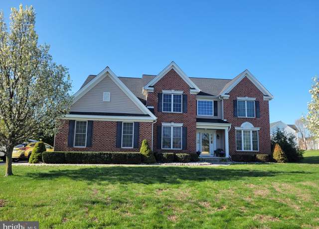 Property at 402 Waltham Dr, Middletown, DE 19709, 4 beds, 2.5 baths