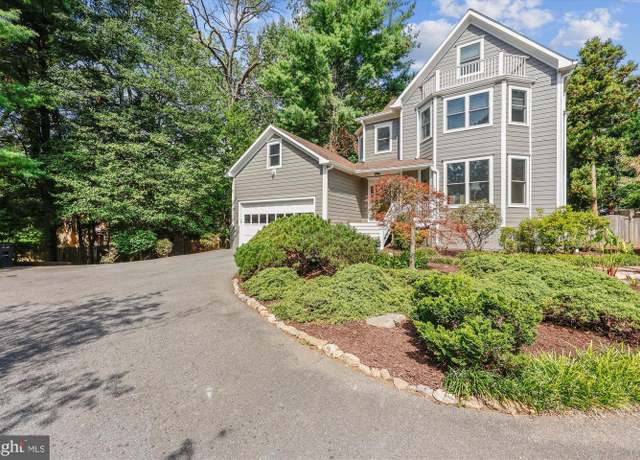 Property at 6411 Wilson Ln, Bethesda, MD 20817, 5 beds, 3.5 baths
