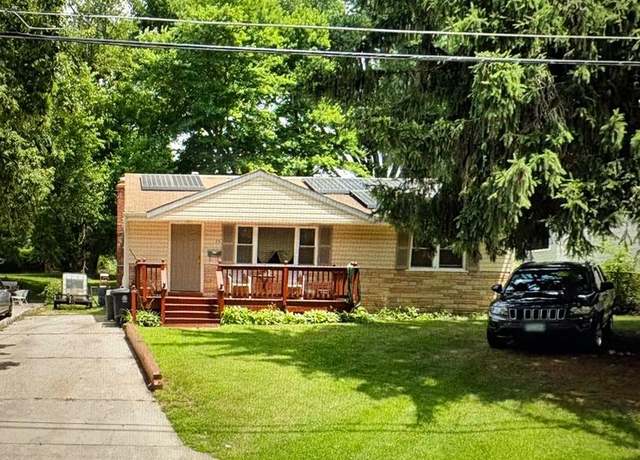 Property at 13 Gentry Ln, Capitol Heights, MD 20743, 3 beds, 2 baths