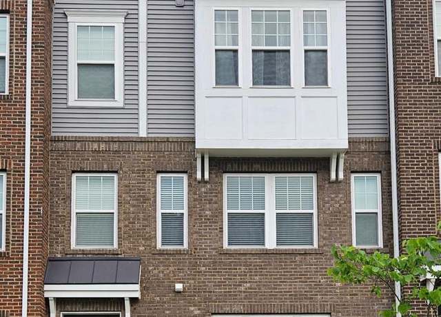 Property at 9735 Tealbriar Dr #253, Upper Marlboro, MD 20772, 2 beds, 2.5 baths