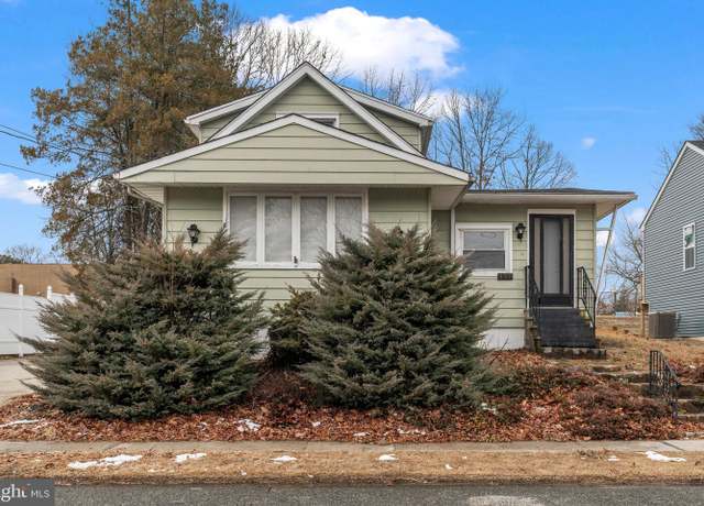 Property at 439 Fern Ave, Deptford, NJ 08096, 3 beds, 2 baths