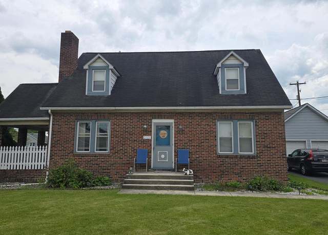 Property at 2103 W Trindle Rd, Carlisle, PA 17013, 4 beds, 1.5 baths