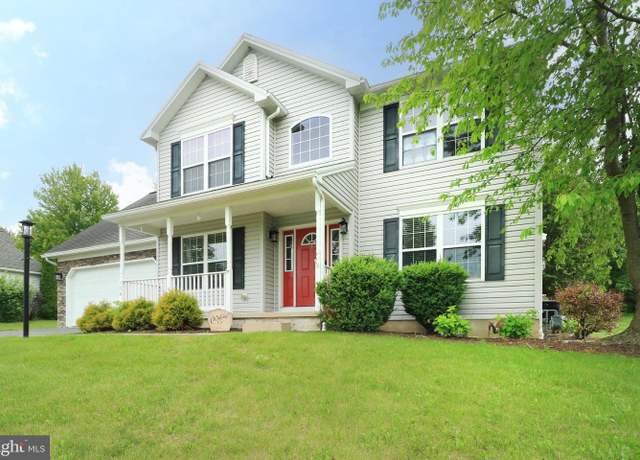 Property at 106 Rosehill Dr, Bellefonte, PA 16823, 4 beds, 2.5 baths