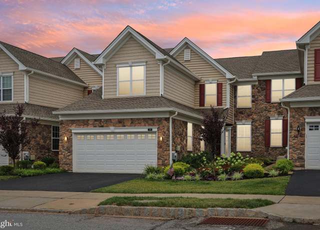 Property at 275 Hopewell Dr, Collegeville, PA 19426, 4 beds, 2.5 baths
