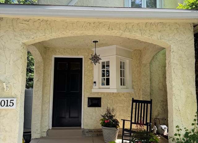 Property at 1015 Barr Ln, Gladwyne, PA 19035, 2 beds, 1.5 baths