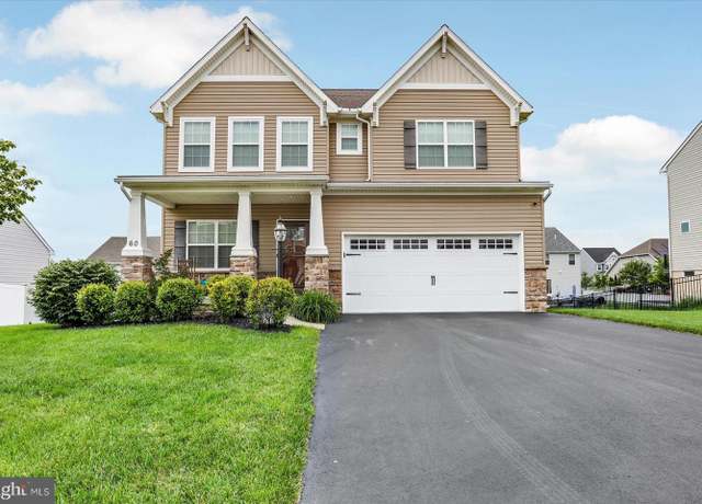 Property at 60 Village Rd, Manchester, PA 17345, 4 beds, 3.5 baths