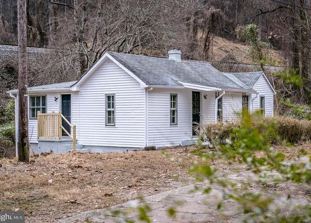 Property at 1121 Monacan Trail Rd, Charlottesville, VA 22903, 3 beds, 1 bath
