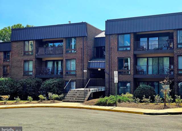 Property at 126 Roberts Ln #101, Alexandria, VA 22314, 2 beds, 1 bath