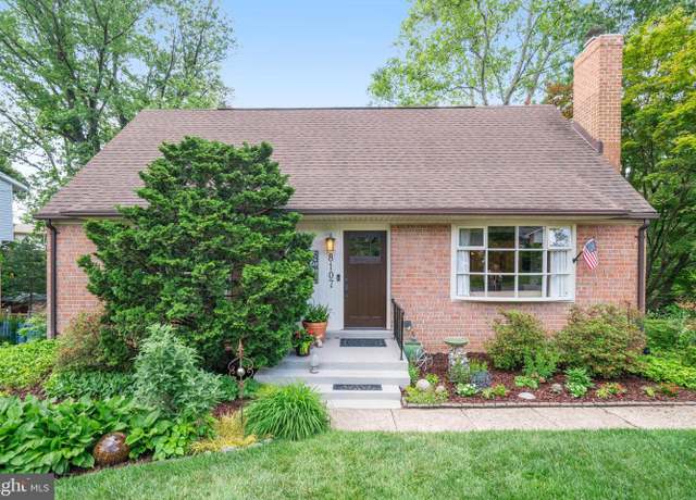 Property at 8107 Springfield Village Dr, Springfield, VA 22152, 5 beds, 2 baths