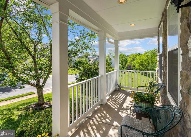 Property at 42364 Winsbury West Pl, Sterling, VA 20166, 6 beds, 4.5 baths
