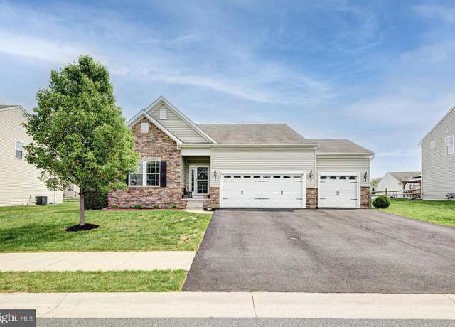 Property at 94 Stoney Creek Ln, Clayton, DE 19938, 3 beds, 3 baths