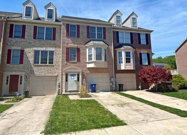 Property at 14 Winterberry Ct, Cockeysville, MD 21030, 3 beds, 2.5 baths