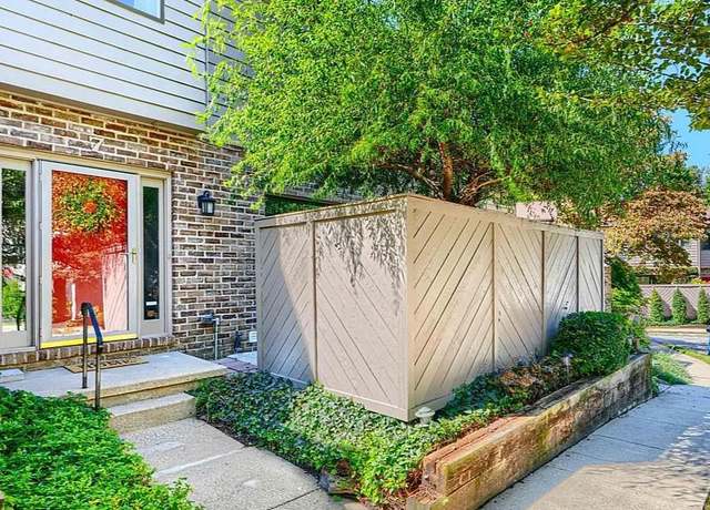 Property at 7 Hampshire Woods Ct, Baltimore, MD 21204, 3 beds, 3 baths