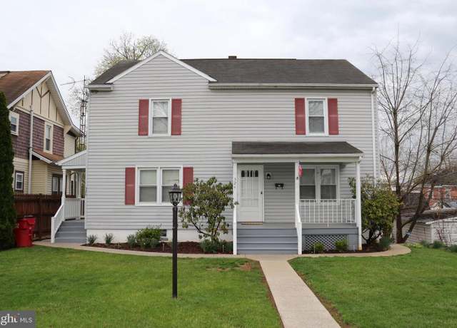 Property at 326 Pangborn Blvd, Hagerstown, MD 21742, 2 beds, 1 bath