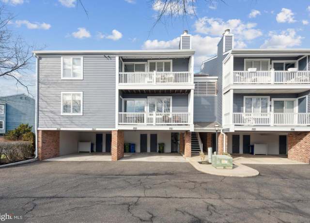 Property at 801 Harbour Cv, Somers Point, NJ 08244, 1 bed, 1 bath