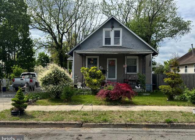 Property at 417 Erin St, Vineland, NJ 08360, 3 beds, 2 baths