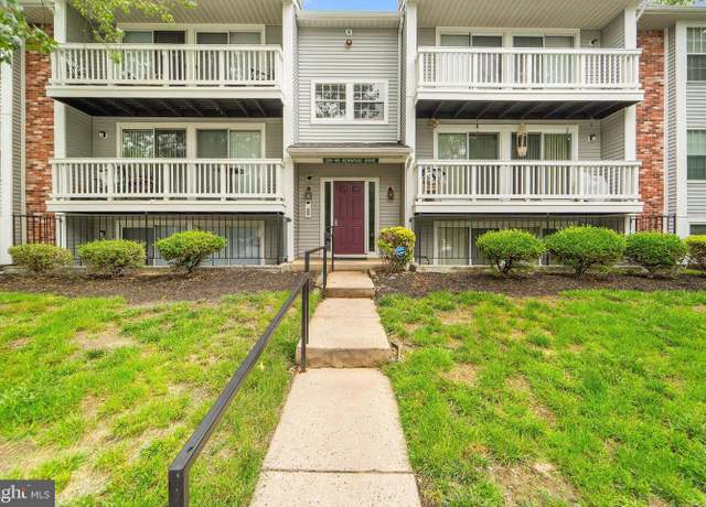 Property at 114 Kenwood Dr, Sicklerville, NJ 08081, 2 beds, 2 baths