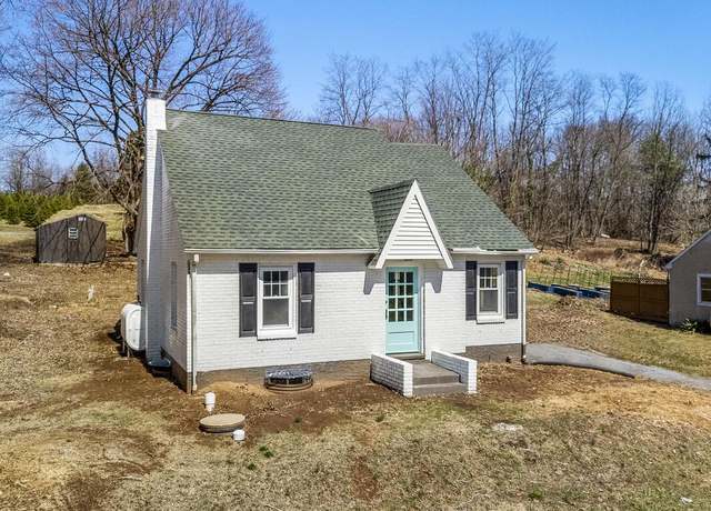 Property at 1599 Weavertown Rd, Douglassville, PA 19518, 3 beds, 1.5 baths