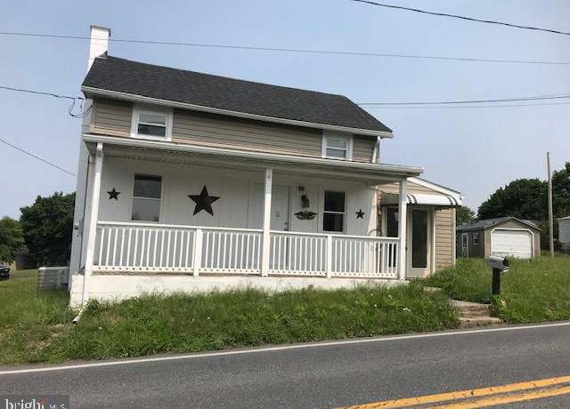 Property at 40 N King St, Stevens, PA 17578, 3 beds, 1.5 baths