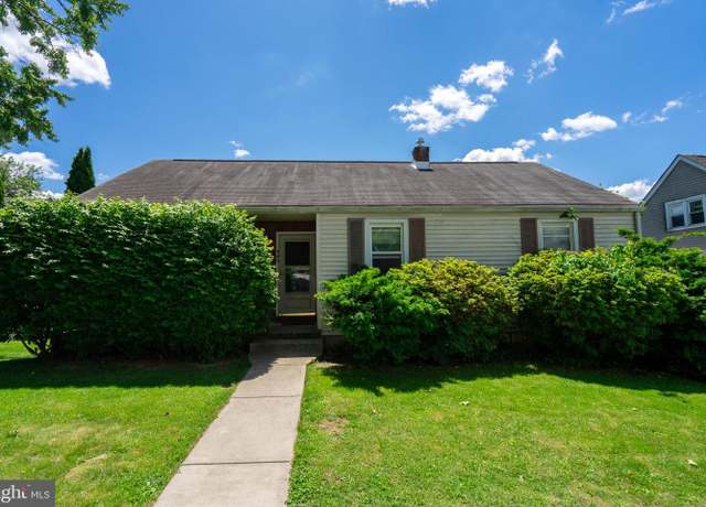 Property at 940 Marion St, Bethlehem, PA 18017, 3 beds, 1 bath